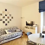 شقة Casaviva - Beautiful Bilo With Shared Pool In Nervi