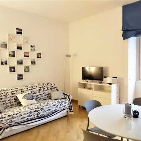 Apartament Casaviva - Beautiful Bilo With Shared Pool In Nervi