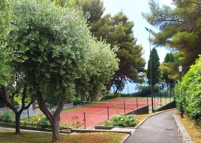 Casaviva - Beautiful Bilo With Shared Pool In Nervi *